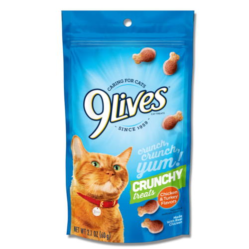 Premios para gatos crujientes con sabor a pollo y pavo de 9Lives, snacks que ayudan a controlar el sarro y la placa de tu felino.