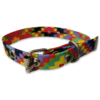 Collar para Gatos tamaño Chico cuadros de Colores, fabricado con tela y seguro de cinto, para brindar seguridad y comodidad a tu mascota, al momento de su exploración. El collar es de tamaño chico, con medida de 26cm de largo y es estirable con 1 cm de ancho.